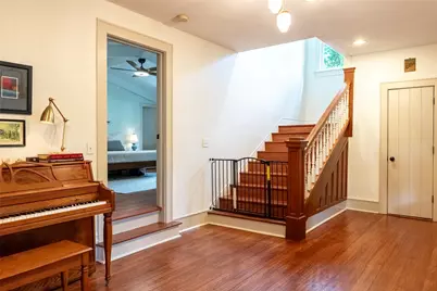 4221 Kenwood Court, Fort Worth, TX 76103 - Photo 6