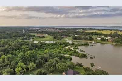 209 Familia Court, Azle, TX 76020 - Photo 12