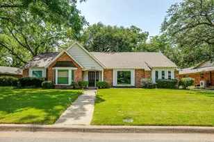 2910 Glasgow Dr, Arlington, TX 76015 - Photo 1