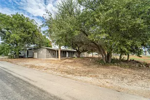 122 Co Rd 306, Breckenridge, TX 76424 - Photo 2
