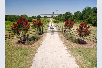 5562 County Road 1037, Celeste, TX 75423 - Photo 1