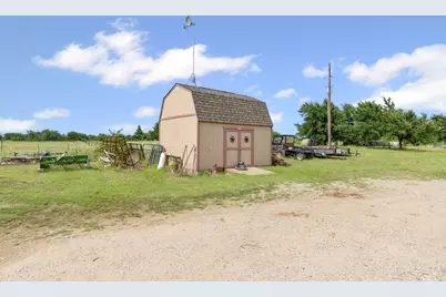 5562 County Road 1037, Celeste, TX 75423 - Photo 32