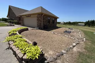 5562 County Rd 1037, Celeste, TX 75423 - Photo 24