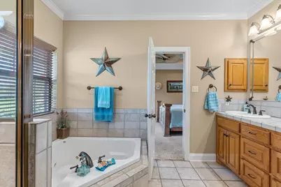 5562 County Road 1037, Celeste, TX 75423 - Photo 14