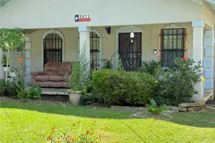 2922 Reed Ln, Dallas, TX 75215 - Photo 2