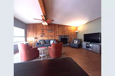 130 Marina View Court, Weatherford, TX 76087 - Photo 4