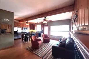 130 Marina View Ct, Weatherford, TX 76087 - Photo 6