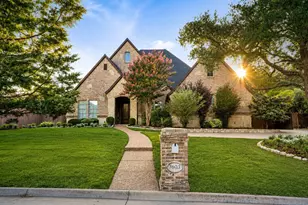 7603 Douglas Ln, North Richland Hills, TX 76182 - Photo 1