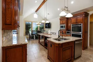 7603 Douglas Ln, North Richland Hills, TX 76182 - Photo 10