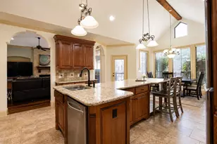 7603 Douglas Ln, North Richland Hills, TX 76182 - Photo 10