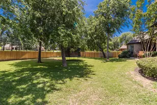 6208 Riverview Cir, Fort Worth, TX 76112 - Photo 38