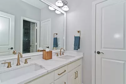 6208 Riverview Circle, Fort Worth, TX 76112 - Photo 30