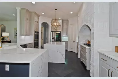 6208 Riverview Circle, Fort Worth, TX 76112 - Photo 16