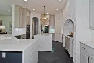 6208 Riverview Cir, Fort Worth, TX 76112 - Photo 16