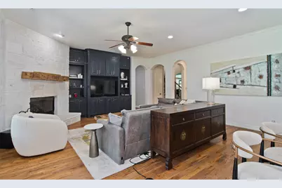 6208 Riverview Circle, Fort Worth, TX 76112 - Photo 10