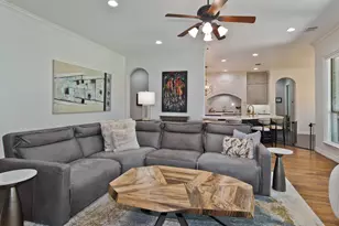 6208 Riverview Cir, Fort Worth, TX 76112 - Photo 12