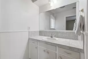 809 Donna Dr, Hurst, TX 76053 - Photo 26