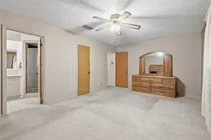 809 Donna Dr, Hurst, TX 76053 - Photo 24