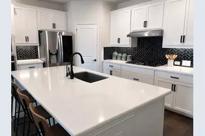 124 Savannah Lane, Little Elm, TX 75068 - Photo 8