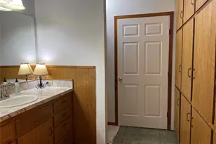 403 N Hall St, Fairfield, TX 75840 - Photo 20