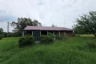 942 Rs County Road 2110, Emory, TX 75440 - Photo 4