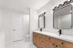 2428 Saint Clair Dr, Dallas, TX 75215 - Photo 26