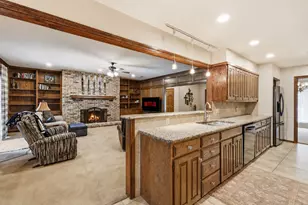 6007 Forestcreek Ct, Arlington, TX 76016 - Photo 14