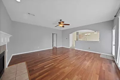 745 Woodridge Drive, DeSoto, TX 75115 - Photo 10