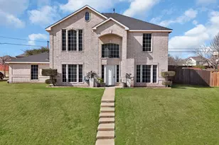 745 Woodridge Dr, DeSoto, TX 75115 - Photo 1
