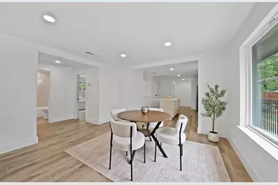 2742 Burlington Boulevard, Dallas, TX 75211 - Photo 12