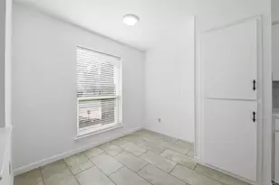7825 Emerald Hills Way, North Richland Hills, TX 76180 - Photo 10