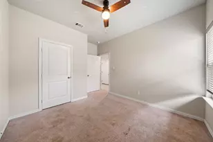 913 Sayle, Greenville, TX 75401 - Photo 28