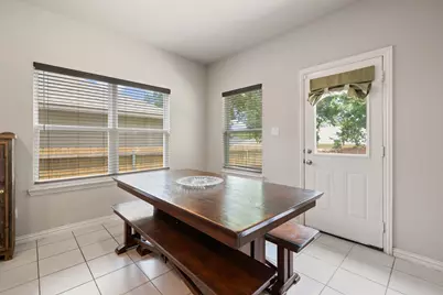 913 Sayle, Greenville, TX 75401 - Photo 18