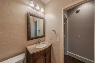 2002 Diamond Oaks Dr, Garland, TX 75044 - Photo 24