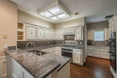 2002 Diamond Oaks Drive, Garland, TX 75044 - Photo 12