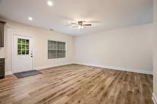605 Wilcox St, McKinney, TX 75069 - Photo 4