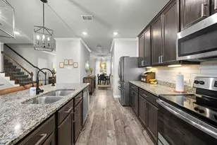 3221 Samson Dr, Waco, TX 76655 - Photo 8