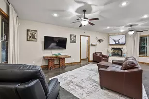 7106 County Road 4729, Commerce, TX 75428 - Photo 16