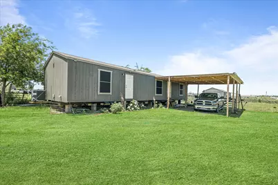 5909 Black Springs Lane, Joshua, TX 76058 - Photo 16