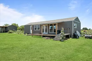 5909 Black Springs Ln, Joshua, TX 76058 - Photo 10