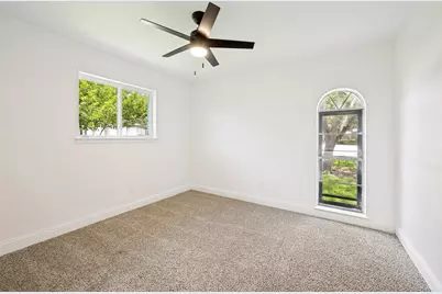 1113 Heather Court, Benbrook, TX 76126 - Photo 12