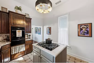 911 E Marvin Avenue, Waxahachie, TX 75165 - Photo 14