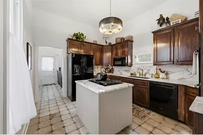 911 E Marvin Avenue, Waxahachie, TX 75165 - Photo 12