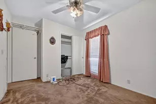 2524 N Saint Augustine Dr, Dallas, TX 75227 - Photo 20