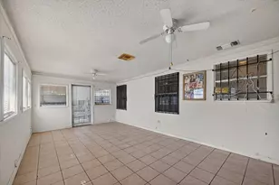 2524 N Saint Augustine Dr, Dallas, TX 75227 - Photo 10