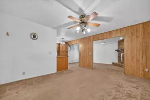 2524 N Saint Augustine Dr, Dallas, TX 75227 - Photo 4