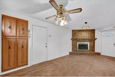 2524 N Saint Augustine Drive, Dallas, TX 75227 - Photo 8