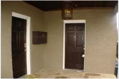 1122 N Zang Boulevard #201, Dallas, TX 75203 - Photo 2