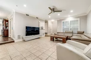 9250 Flickering Shadow Dr, Dallas, TX 75243 - Photo 2