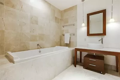 2200 Victory Avenue #707, Dallas, TX 75219 - Photo 18